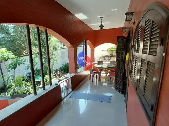 Casa com 627m² 3 quartos e 4 banheiros, à venda, no bairro Praia de Olaria (Guia de Pacobaíba) em Magé