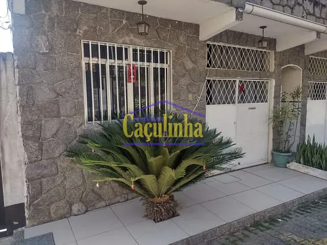 Casa com 100m², à venda, no bairro Matadouro em Barra do Piraí