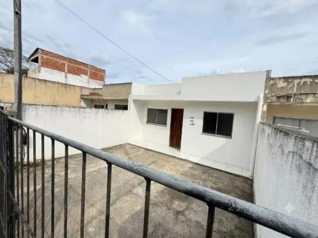 Casa com 80m² 2 quartos e 1 banheiro, à venda, no bairro Parque Primavera em Itaguaí