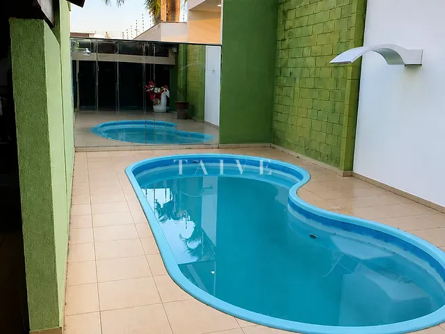 Casa com 274m² 3 quartos e 2 banheiros, para alugar, no bairro Santiago em Londrina