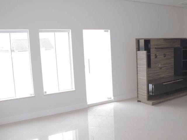 Casa com 539m² 5 quartos e 6 banheiros, à venda, no bairro Residencial Euroville em Bragança Paulista