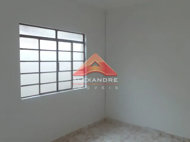 Casa com 125m² 2 quartos e 1 banheiro, para alugar, no bairro Jardim Ismênia em São José dos Campos
