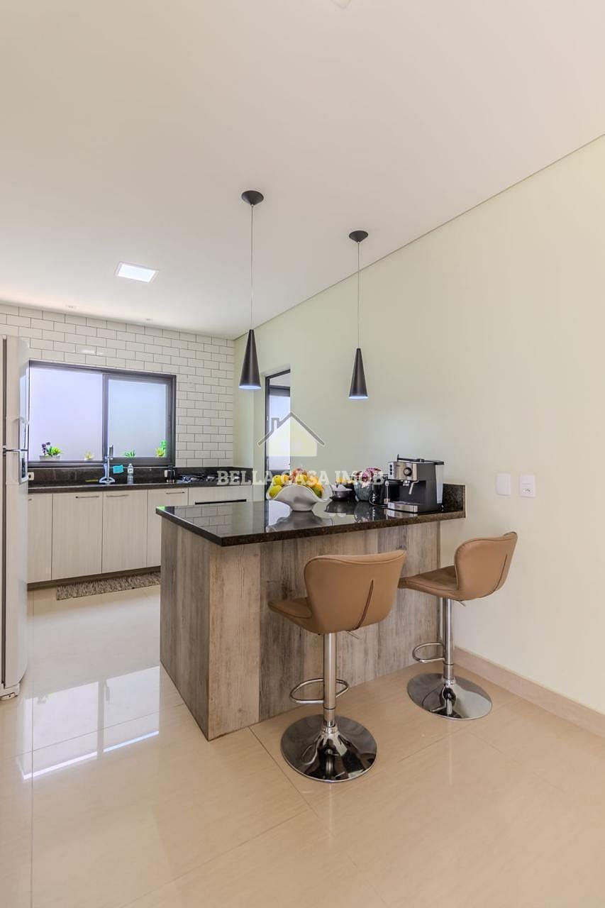 Casa à venda com 3 quartos, 258m² - Foto 44