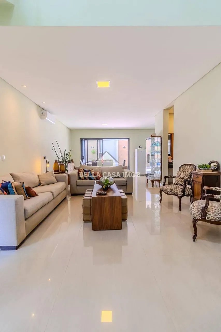 Casa, 3 quartos, 258 m² - Foto 32