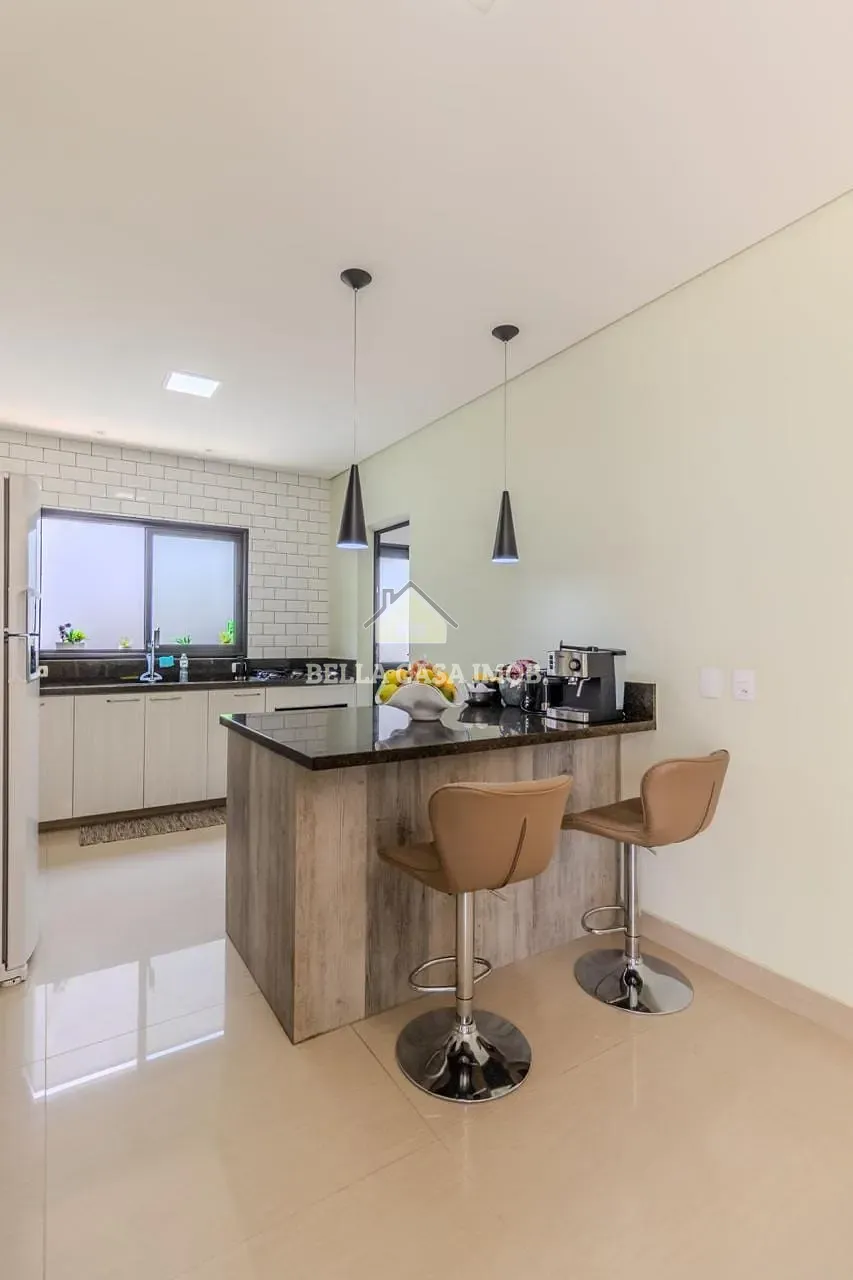 Casa, 3 quartos, 258 m² - Foto 44