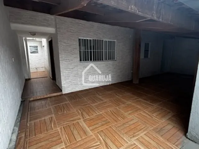 Casa 2 quartos e 2 banheiros, à venda, no bairro Vila Santa Rosa em Guarujá