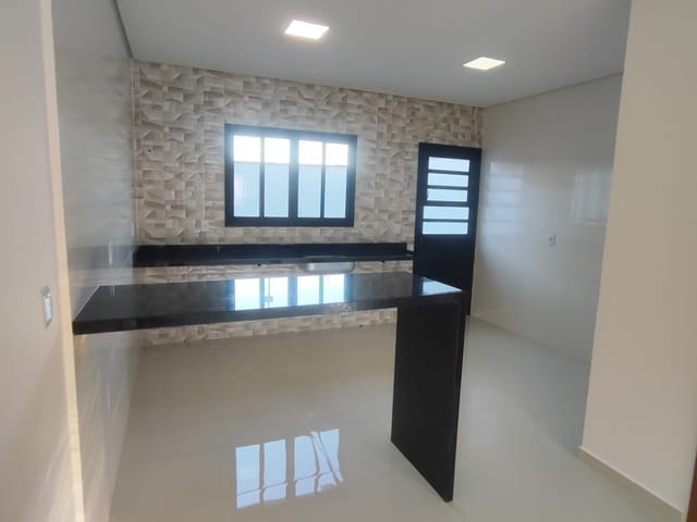 Casa 2 quartos e 3 banheiros, à venda, no bairro Jardim Modelo em Mogi das Cruzes