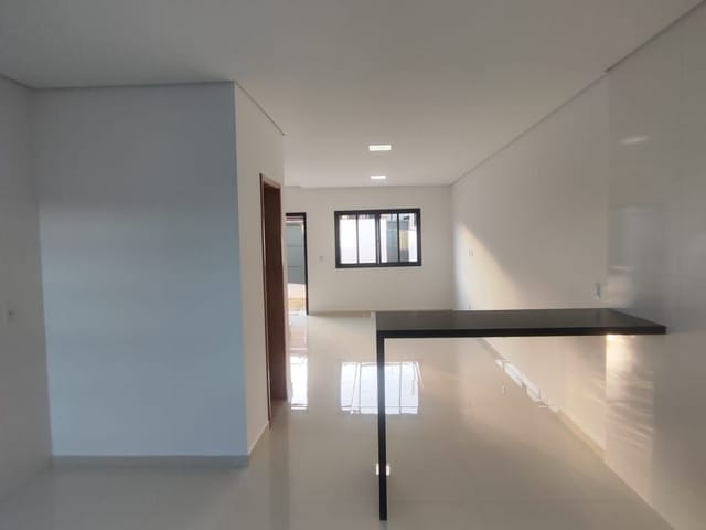 Casa 2 quartos e 3 banheiros, à venda, no bairro Jardim Modelo em Mogi das Cruzes