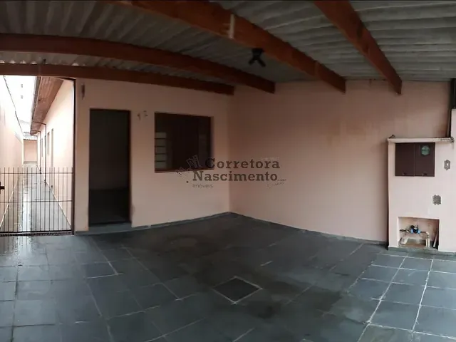 Casa com 163m² 2 quartos e 2 banheiros, à venda, no bairro Vila Aprazível em Jacareí