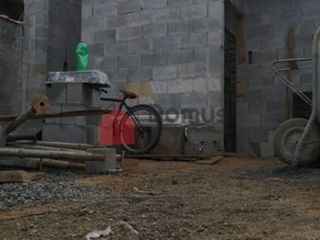 Casa com 132m², à venda, no bairro Jardim Mariana em Pindamonhangaba