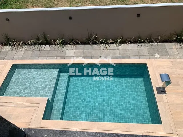 Casa com 418m² 4 quartos e 6 banheiros, à venda, no bairro Ribeirão do Lipa em Cuiabá