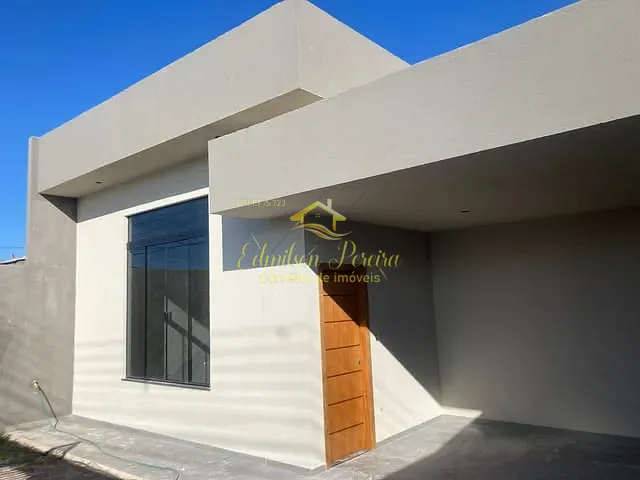 Casa com 200m² 3 quartos e 2 banheiros, à venda, no bairro Residencial Abussafe em Londrina