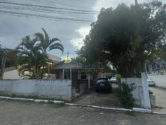 Terreno com 388m², à venda, no bairro Cachoeira do Bom Jesus em Florianópolis