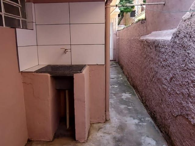Casa 2 quartos e 1 banheiro, para alugar, no bairro Vila Constança em São Paulo