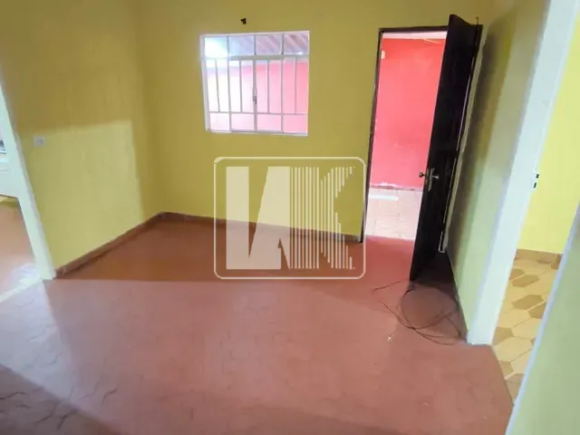Casa 1 quarto e 1 banheiro, para alugar, no bairro Vila Palmares em Santo André