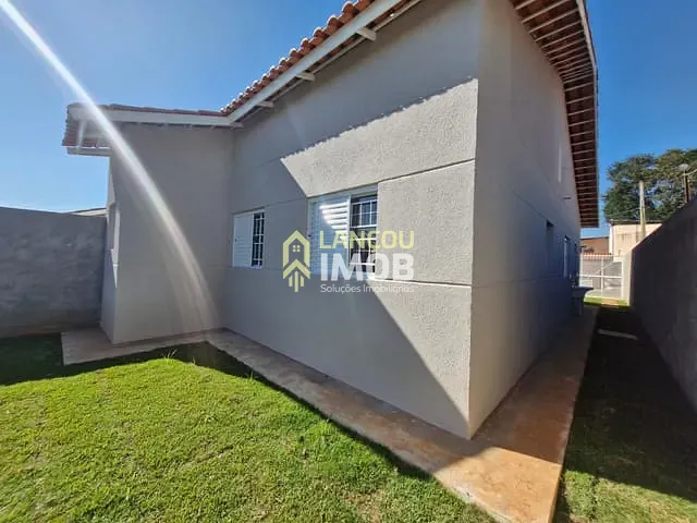 Casa com 180m² 3 quartos e 2 banheiros, à venda, no bairro Jardim Promeca em Várzea Paulista