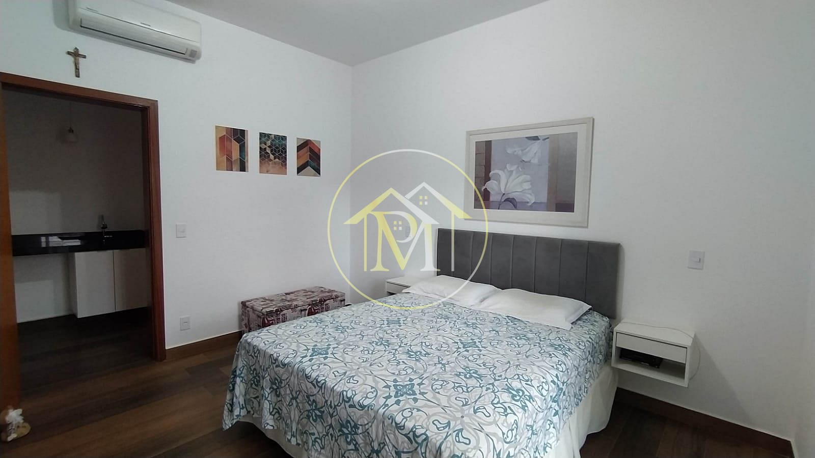 Casa à venda com 3 quartos, 200m² - Foto 23
