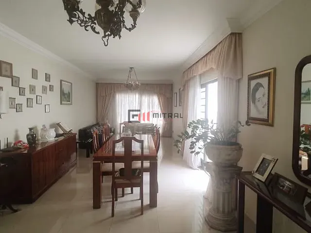 Casa com 300m² 3 quartos e 4 banheiros, à venda, no bairro Araxá em Londrina