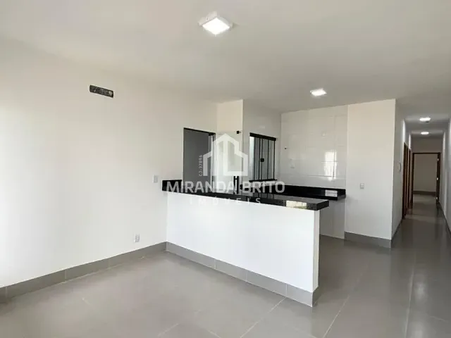 Casa 3 quartos e 2 banheiros, à venda, no bairro Setor Maysa Extensão em Goiânia