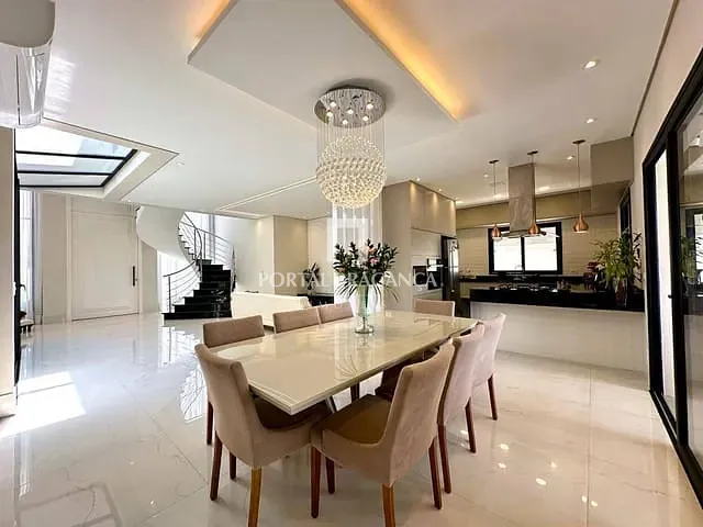 Casa com 349m² 3 quartos e 4 banheiros, à venda, no bairro Condomínio Residencial Euroville II em Bragança Paulista