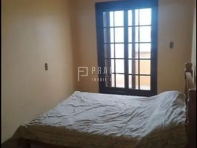 Casa com 146m² 2 quartos e 2 banheiros, à venda, no bairro Padre Reus em Pelotas
