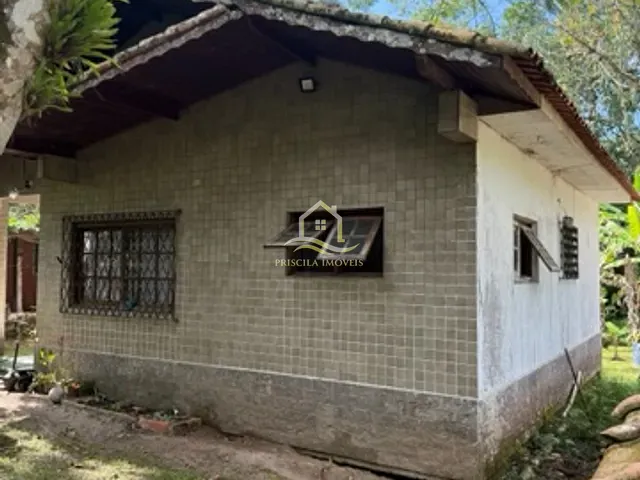 Casa com 500m² 2 quartos e 1 banheiro, à venda, no bairro Boracéia em Bertioga