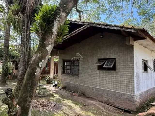 Casa com 500m² 2 quartos e 1 banheiro, à venda, no bairro Boracéia em Bertioga