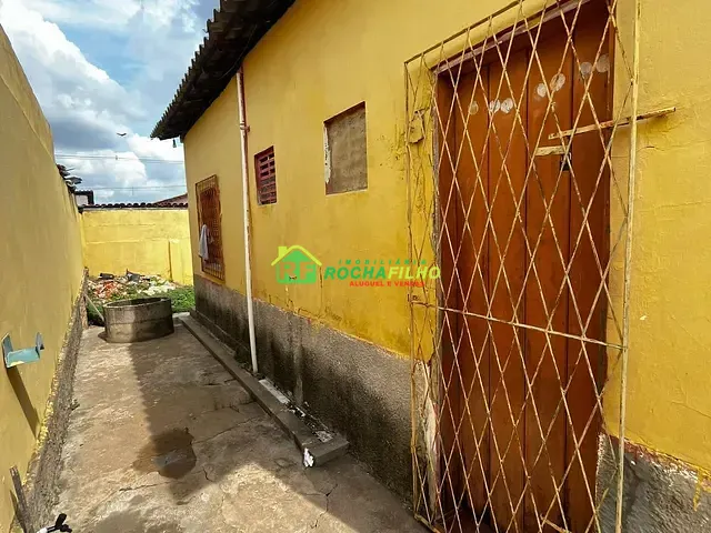 Casa com 200m² 2 quartos e 1 banheiro, à venda, no bairro Itararé em Teresina