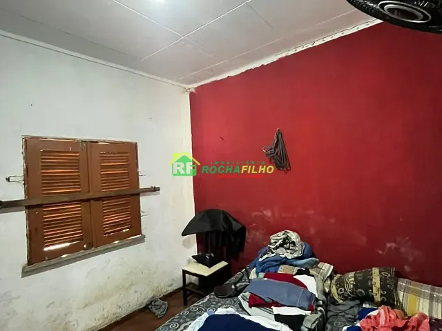 Casa com 200m² 2 quartos e 1 banheiro, à venda, no bairro Itararé em Teresina