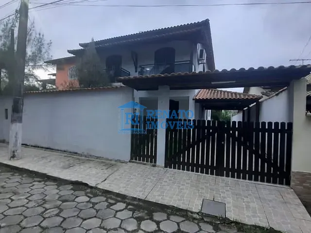 Casa 5 quartos e 4 banheiros, à venda, no bairro Centro em Maricá