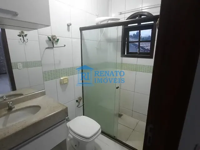 Casa 5 quartos e 4 banheiros, à venda, no bairro Centro em Maricá
