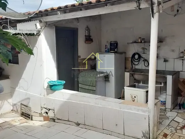 Casa com 218m² 2 quartos e 3 banheiros, à venda, no bairro Centro em Guaranésia