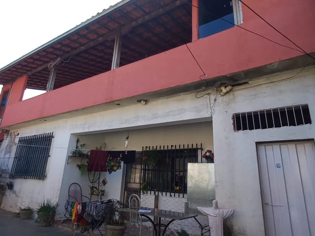 Casa 8 quartos e 4 banheiros, à venda, no bairro Tupi B em Belo Horizonte