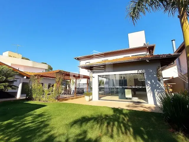 Casa com 900m² 5 quartos e 7 banheiros, à venda, no bairro Residencial Tivoli em Bauru