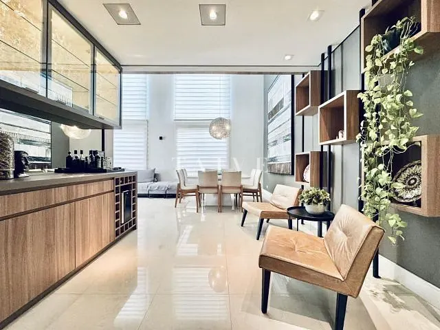 Casa com 373m² 3 quartos e 1 banheiro, à venda, no bairro Vivendas do Arvoredo em Londrina