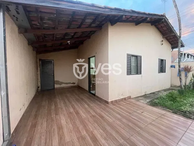 Casa com 195m² 3 quartos e 1 banheiro, à venda, no bairro Conjunto Habitacional Boa Vista em Araxá