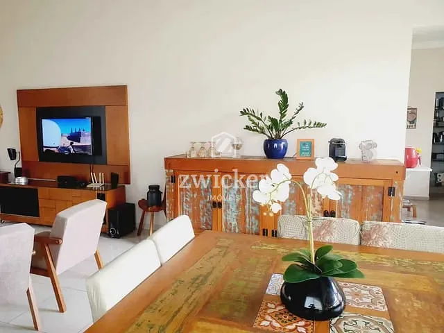 Casa com 480m² 3 quartos e 3 banheiros, à venda, no bairro Residencial Vale Florido em Piratininga