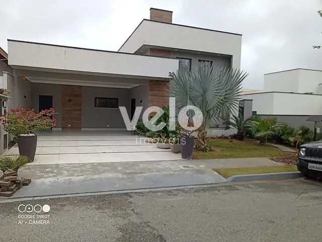 Casa com 325m² 3 quartos e 4 banheiros, à venda, no bairro Piracangaguá em Taubaté