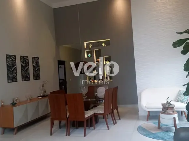 Casa com 325m² 3 quartos e 4 banheiros, à venda, no bairro Piracangaguá em Taubaté