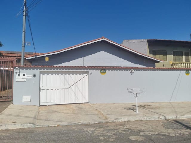 Casa com 468m² 3 quartos e 4 banheiros, à venda, no bairro Jardim América em Goiânia