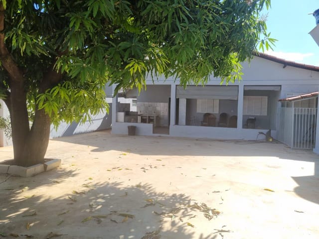 Casa com 468m² 3 quartos e 4 banheiros, à venda, no bairro Jardim América em Goiânia