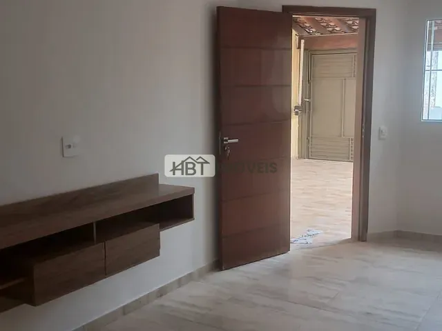 Casa 3 quartos e 2 banheiros, à venda, no bairro Vila Rocha em Bauru