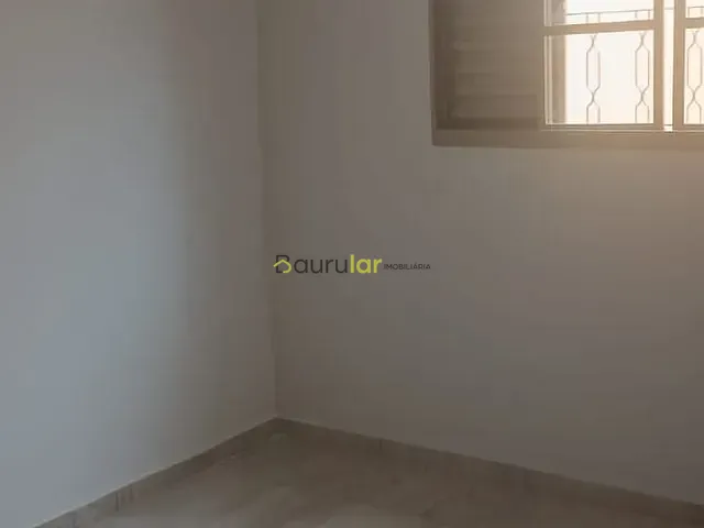Casa 3 quartos e 2 banheiros, à venda, no bairro Vila Rocha em Bauru