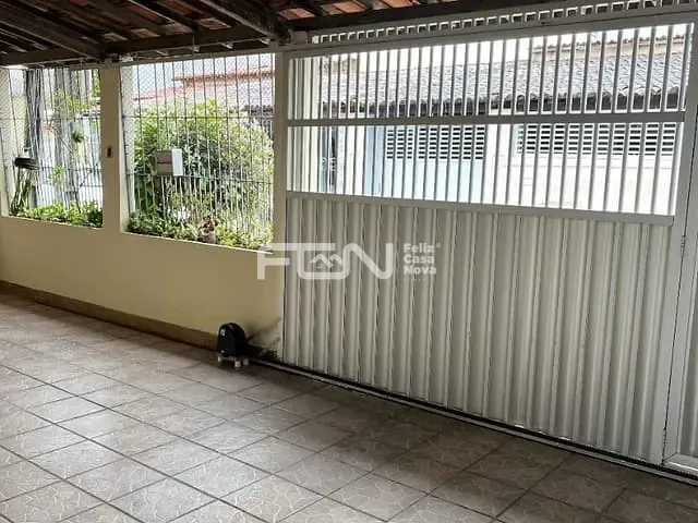 Casa 3 quartos e 2 banheiros, para alugar, no bairro Gleba C em Camaçari