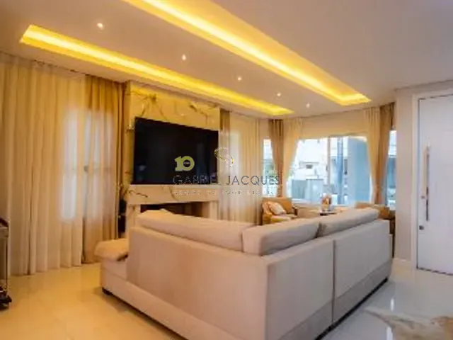 Casa com 375m² 3 quartos e 3 banheiros, à venda, no bairro Pedra Branca em Palhoça