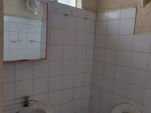 Casa 1 quarto e 1 banheiro, para alugar, no bairro Vila Nivi em São Paulo