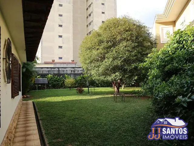 Casa com 822m² 3 quartos e 3 banheiros, à venda, no bairro Vila Cláudia em São Paulo