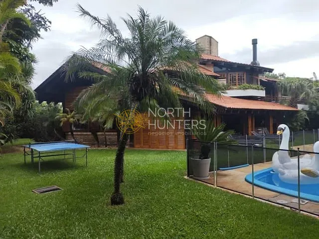 Casa com 2000m² 5 quartos e 5 banheiros, à venda, no bairro Jurerê Internacional em Florianópolis