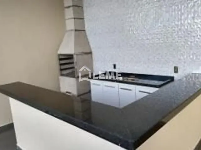 Casa com 250m² 3 quartos e 3 banheiros, à venda, no bairro Residencial Mais Parque Mococa em Mococa
