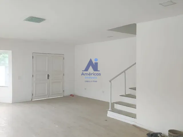 Casa 3 quartos e 3 banheiros, à venda ou para alugar, no bairro Guaratiba em Rio de Janeiro